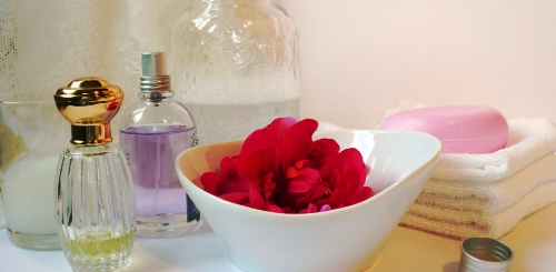 Bad mit Frauen Sachen