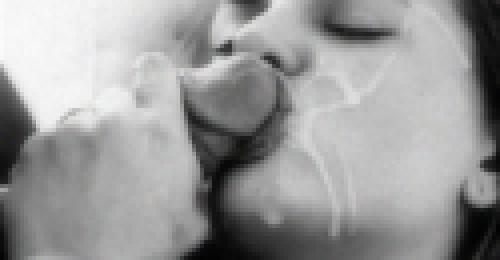 Blowjob / Frau bläst Mann, Sperma ins Gesicht & Mund